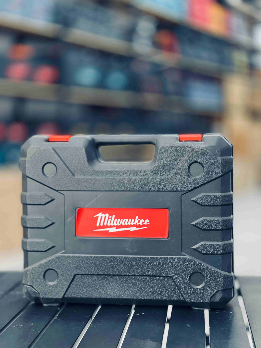 Milwaukee 96V Brushless Impact Wrench – Heavy Duty Cordless Nut Bolt Remover | 600Nm Torque | Dual Battery Kit